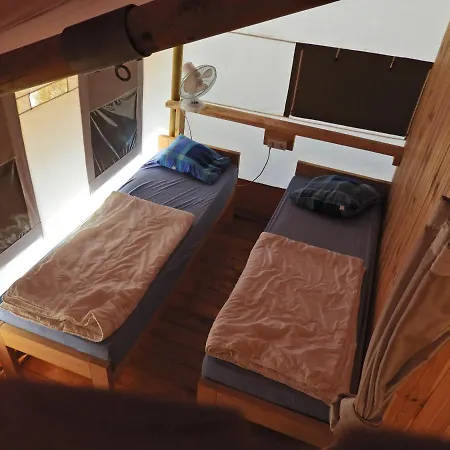 Drago Tours Tent Holiday Deluxe, Lanterna
