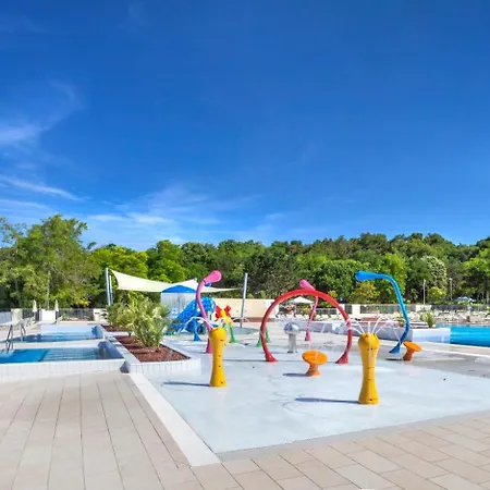 Luxury tent Drago Tours Tent Holiday Deluxe, Lanterna Porec